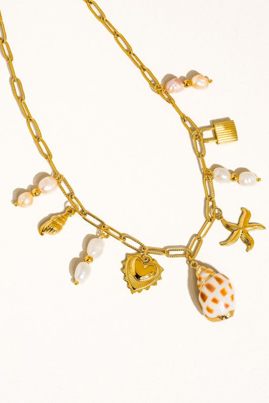 Ophelie Shell Charm Necklace
